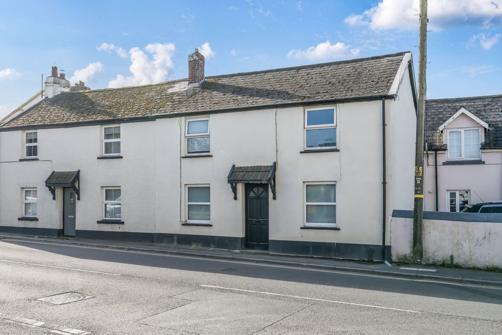 Property photo 3 of 16 1356098-18-68Dbb61c26d20