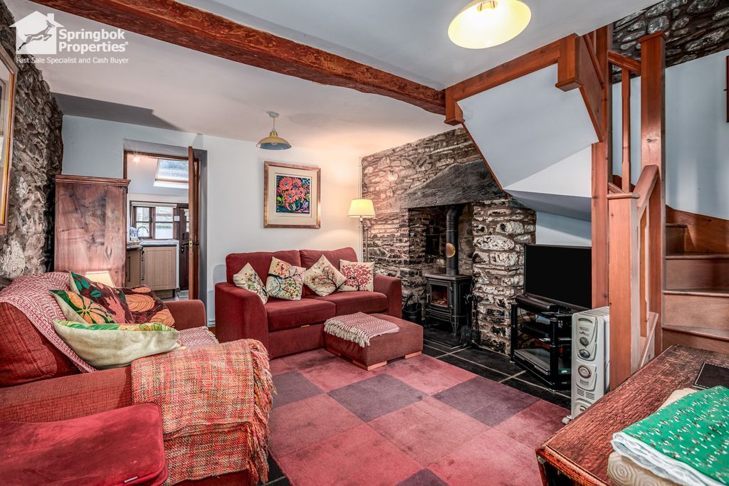 Property photo 2 of 12 Image 2