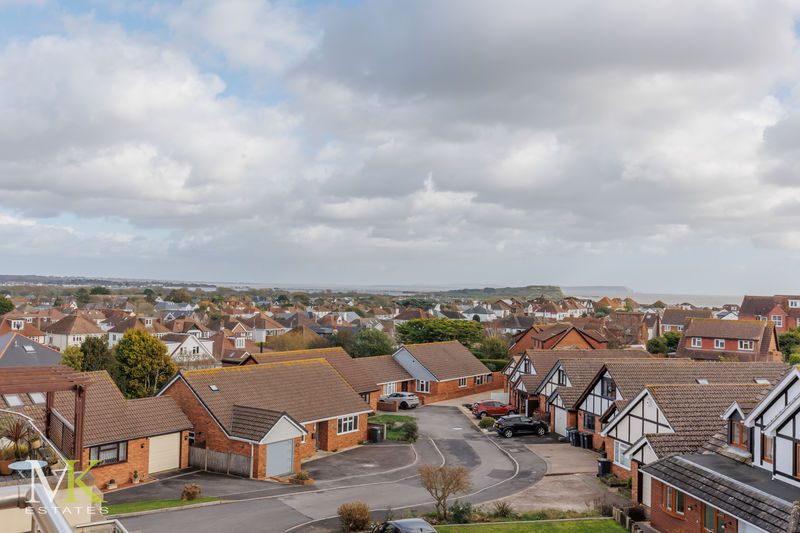 Property photo 3 of 15 Photo 23