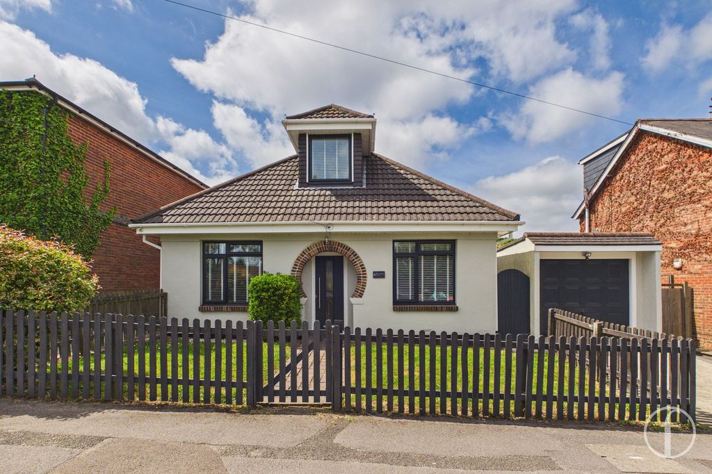 Property photo 1 of 18