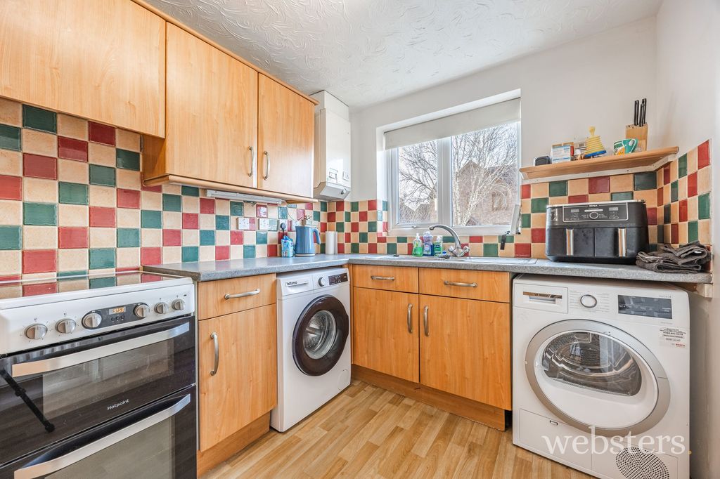 Property photo 3 of 14