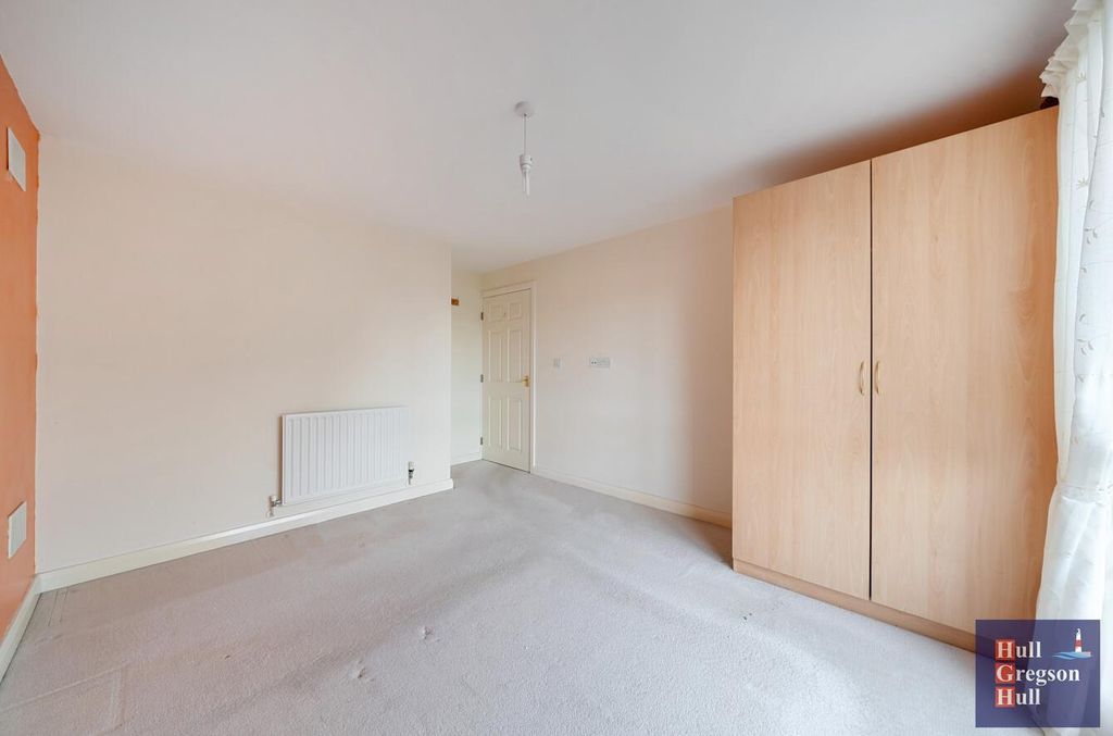 Additional image 10 of 2 bed flat for saleGrangecroft Road, Portland DT5