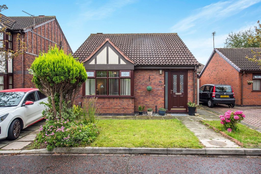 Property photo 1 of 12