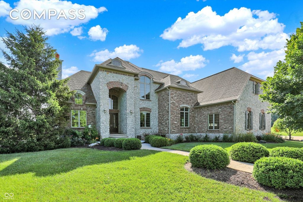 Property photo 2 of 129