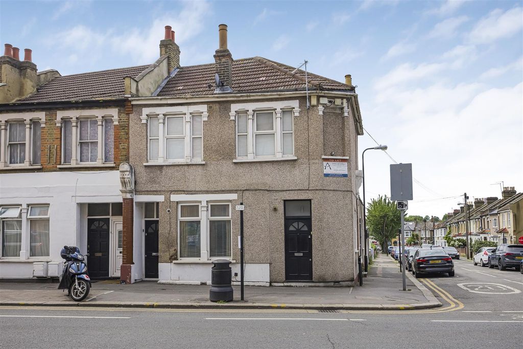 Property photo 1 of 12 1