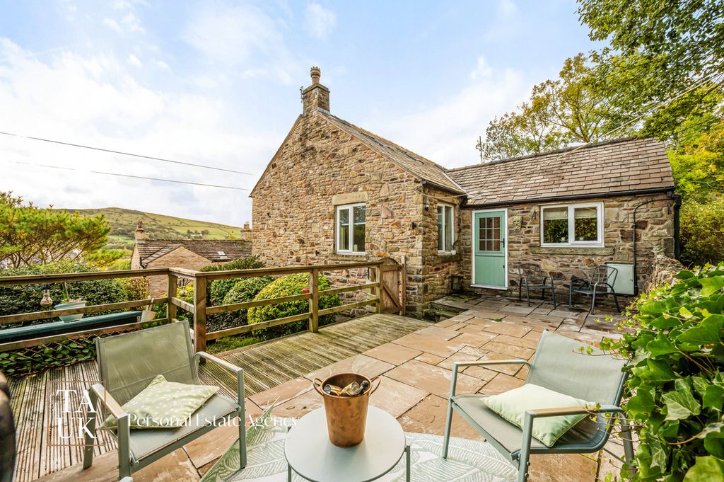 Property photo 1 of 39