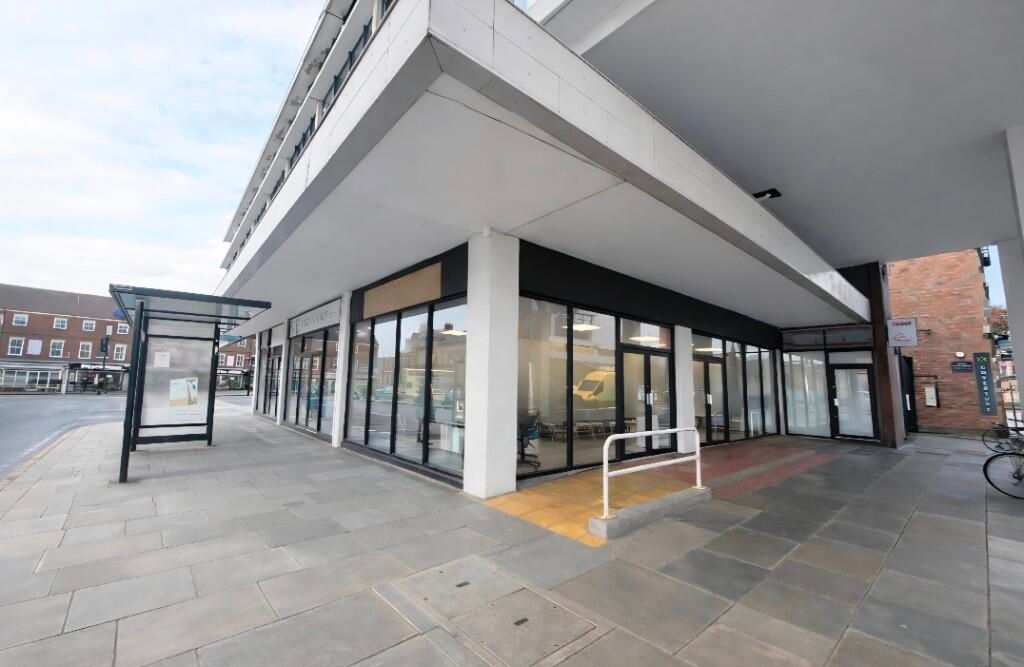 Property photo 2 of 3