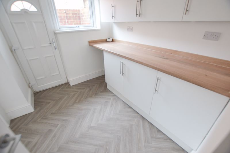 Property photo 3 of 10 Photo 9