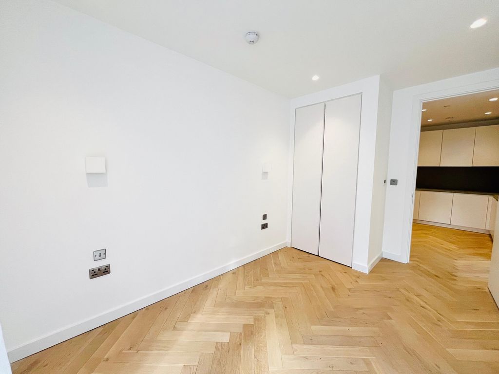 Property photo 3 of 13 Photo 5