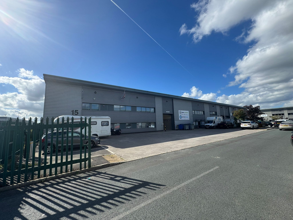 Property photo 1 of 5