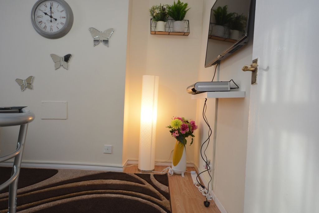 Property photo 2 of 64