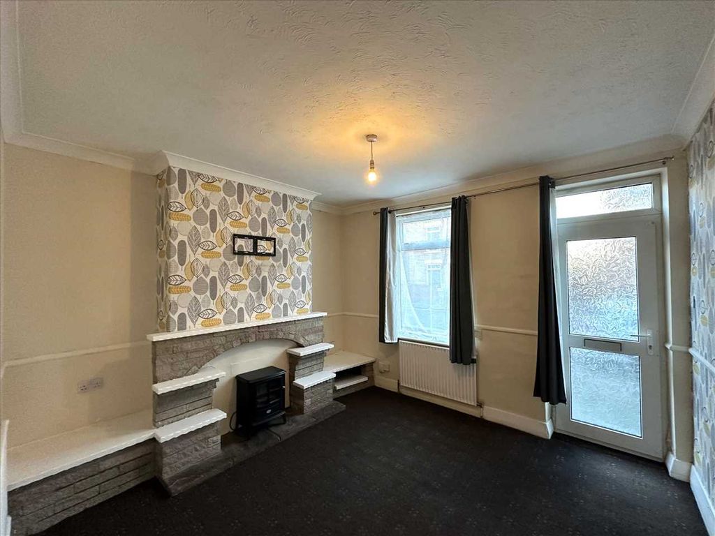 Property photo 2 of 10 Ground Floor: