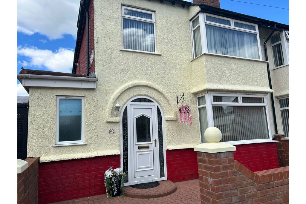 Property photo 2 of 16