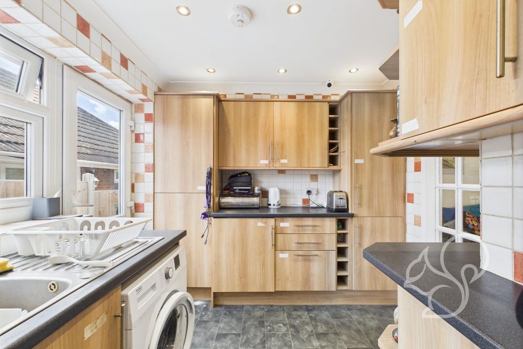 Property photo 2 of 18 Cam01659G0-Pr0515-Still005.Jpg