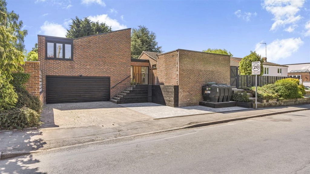 Property photo 3 of 35 3