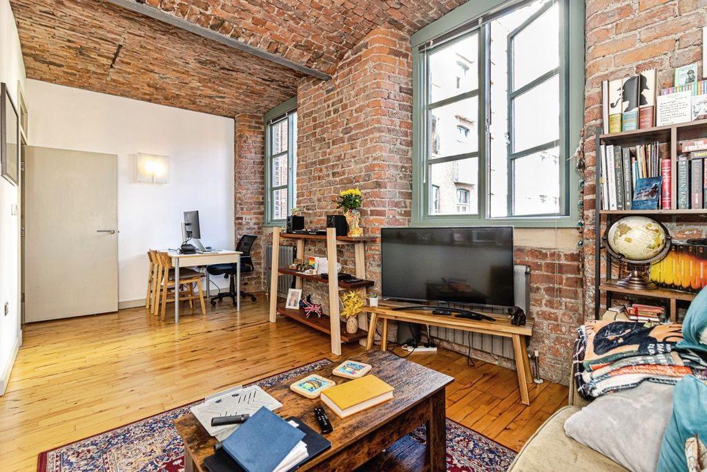 Property photo 3 of 13 Photo