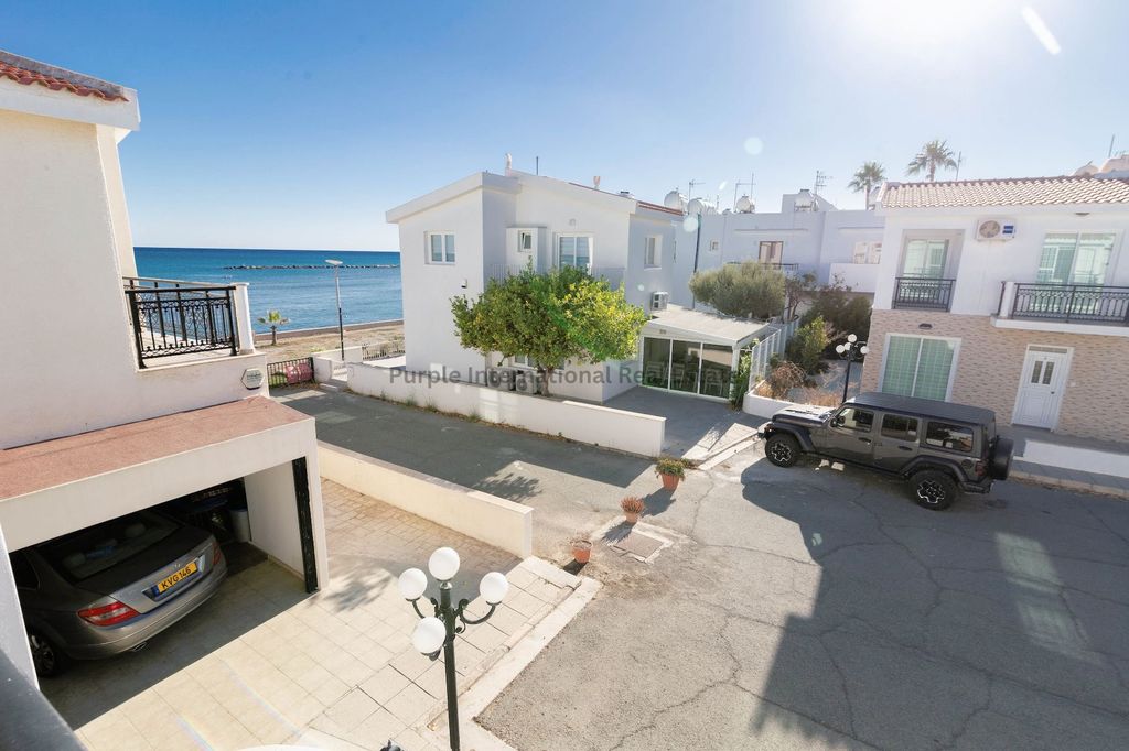 Property photo 1 of 35