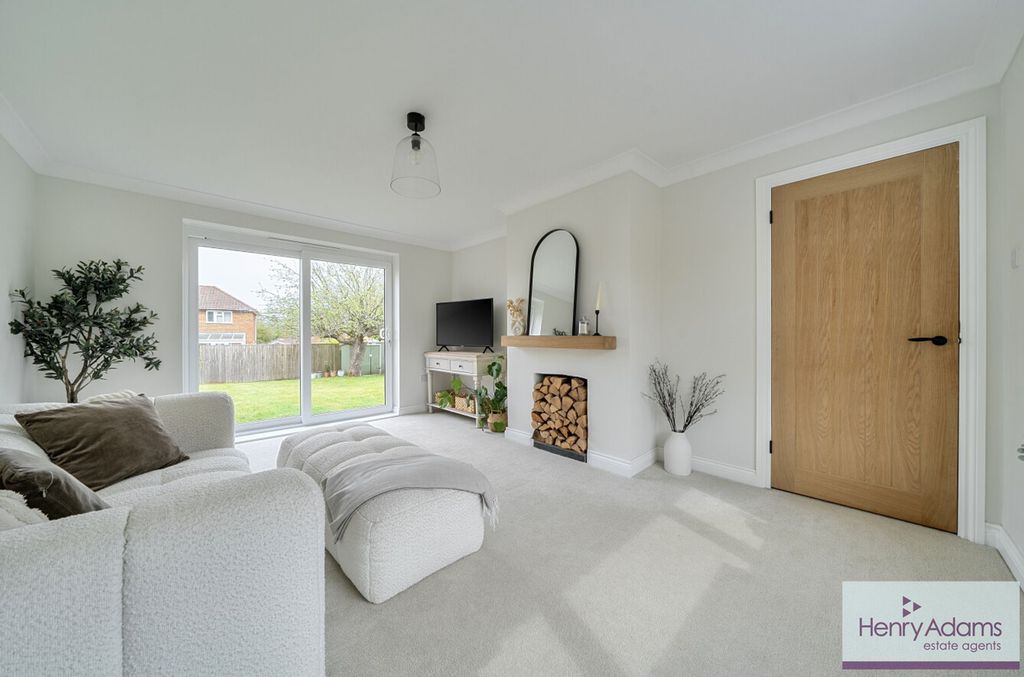 Additional image 9 of 3 bed semi-detached house for saleCardew Road, Liss GU33
