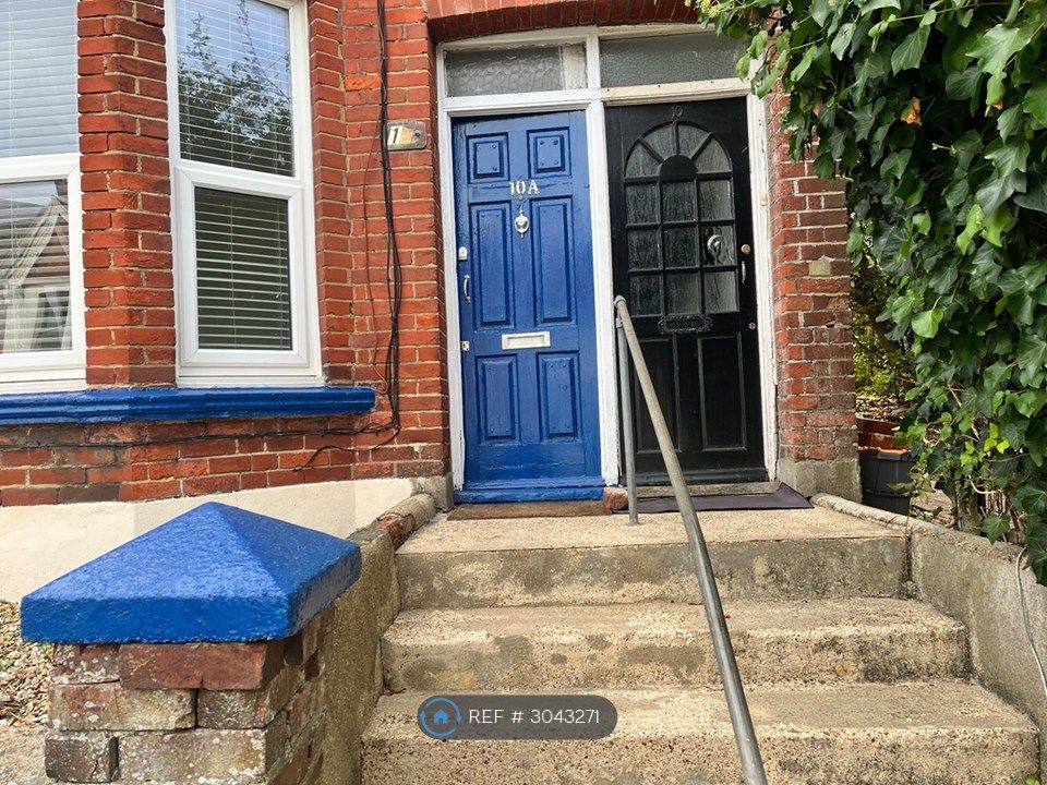Property photo 2 of 9