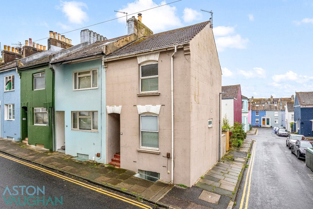 Property photo 2 of 19 5000233