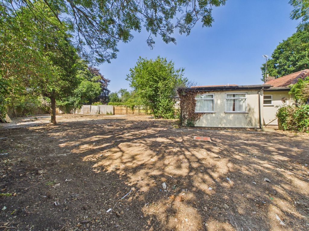 Property photo 2 of 13