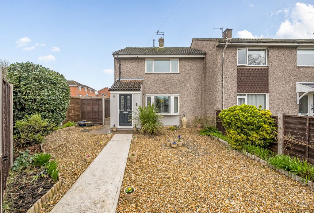 Property photo 1 of 12 1424018-6-69Aebca...