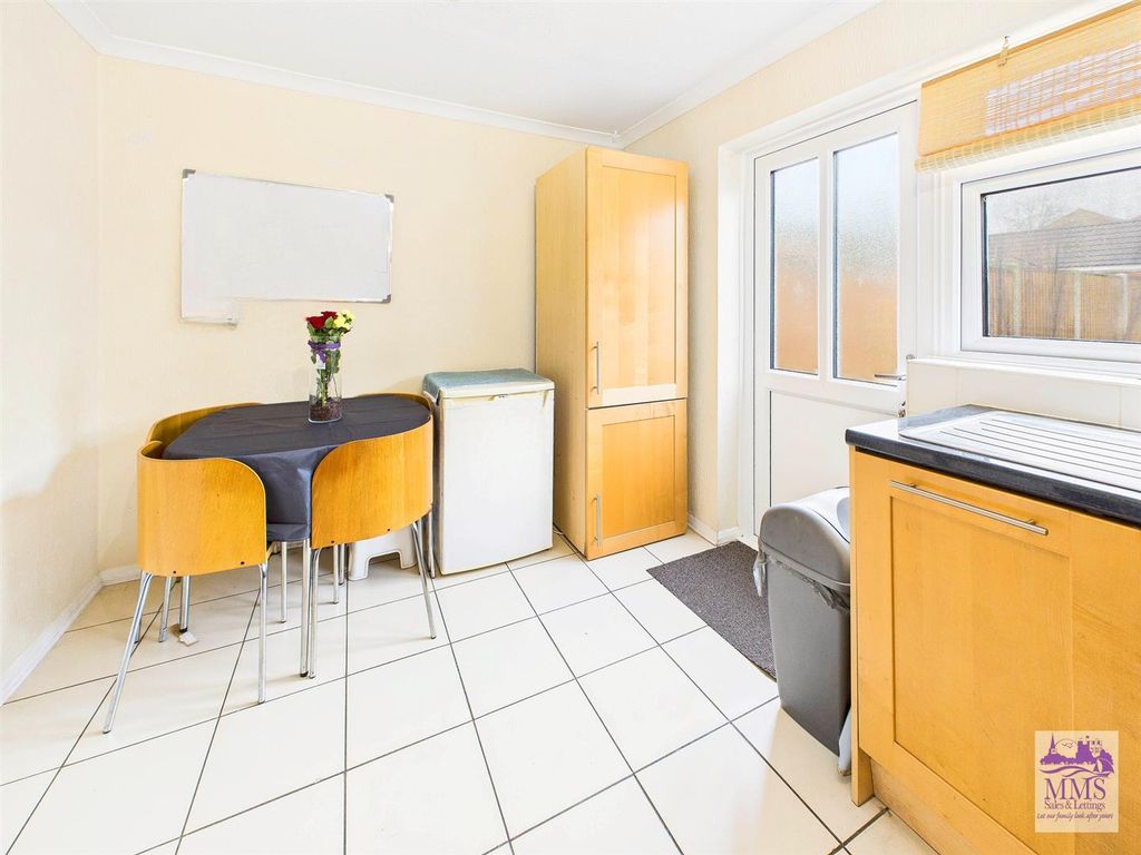 Property photo 1 of 17 Cam04098G0-Pr0127-Still008.Jpg