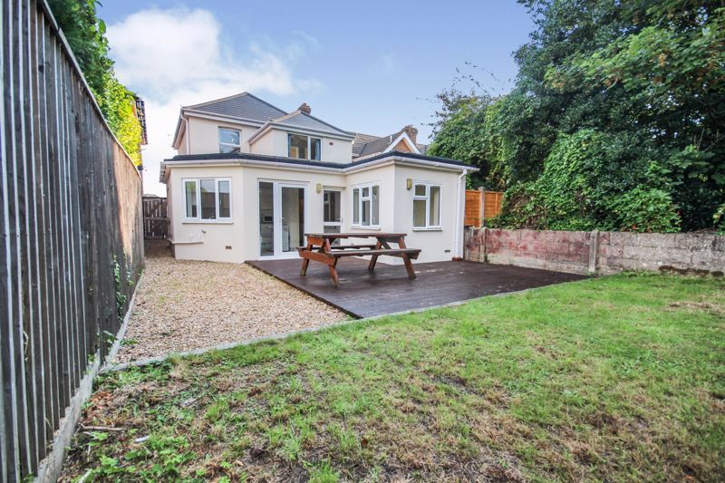 Property photo 1 of 19 Photo 31