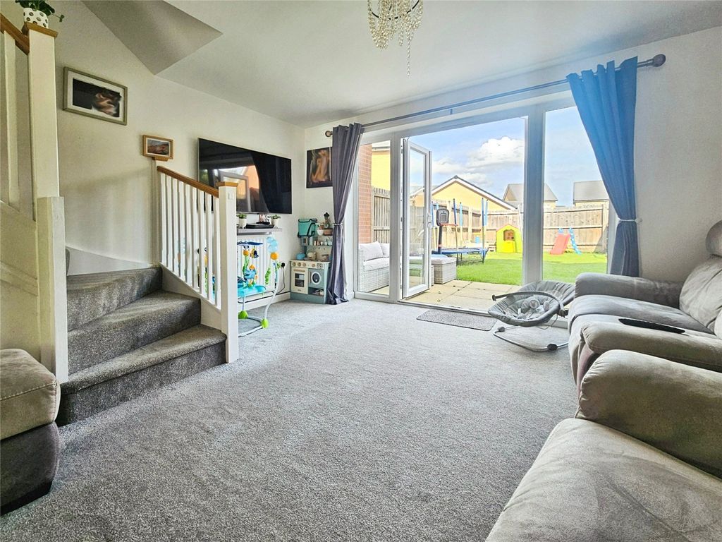Property photo 3 of 16 Picture No. 37
