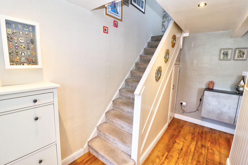 Property photo 2 of 30 3d8Da86c35043F337927F551c463F0Ec2c481029.Jpg
