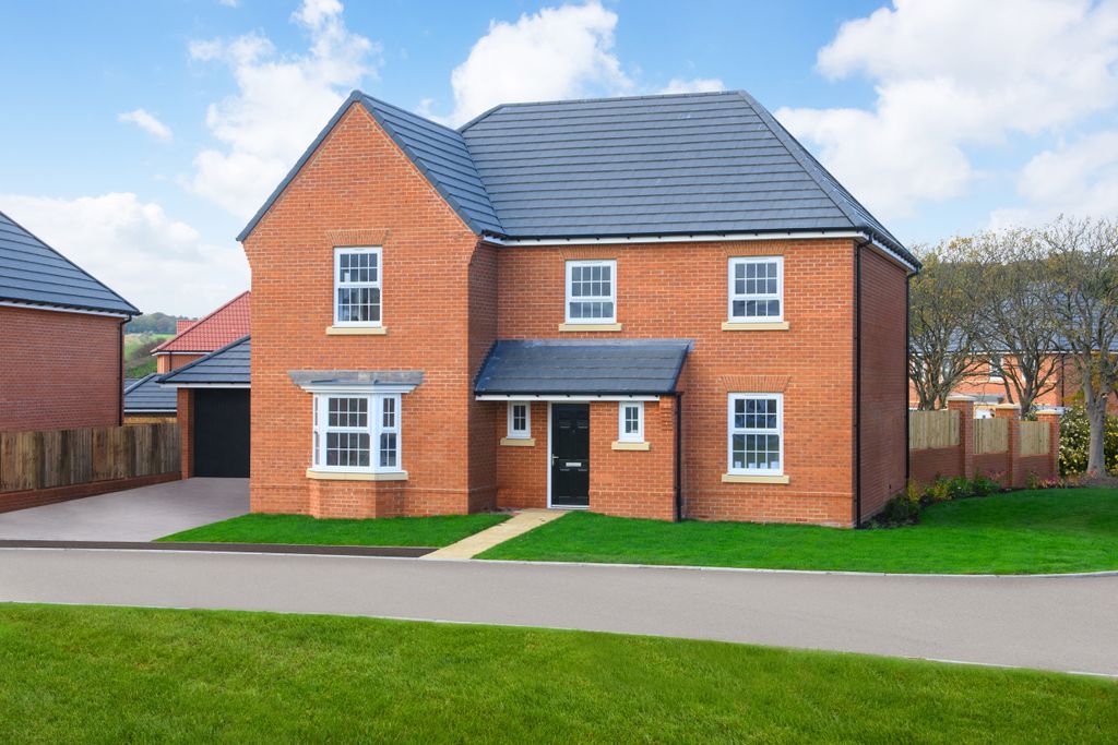 Property photo 1 of 10 Outside View 5 Bedroom Manning Detached Home