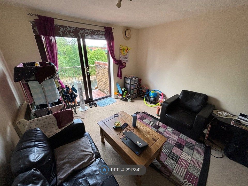 Property photo 2 of 9