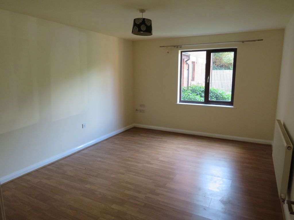 Property photo 2 of 6