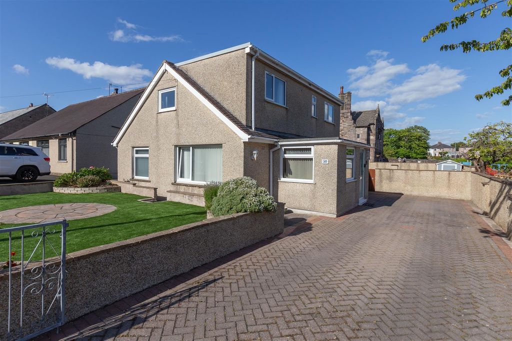 Property photo 1 of 30