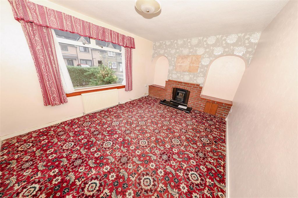 Property photo 2 of 13 B