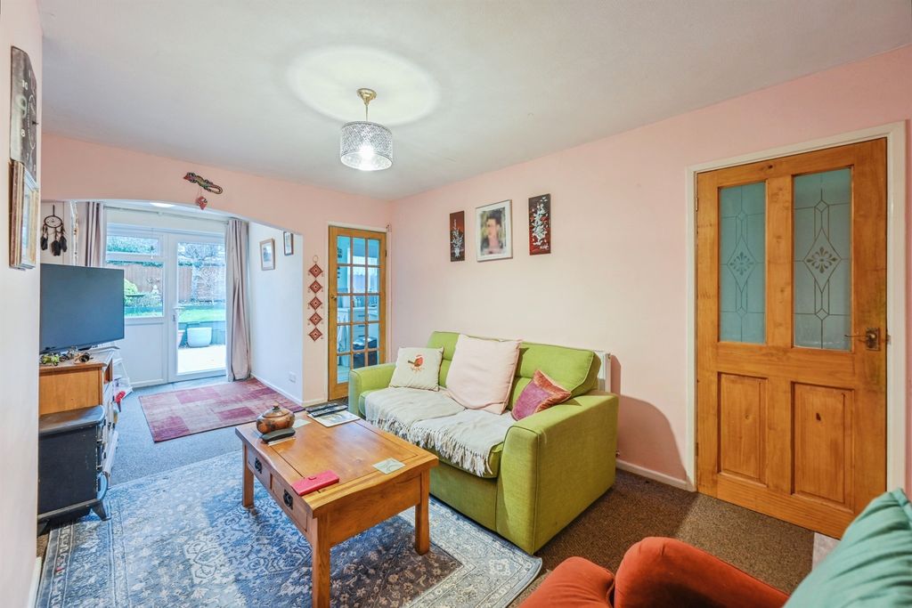 Property photo 3 of 16