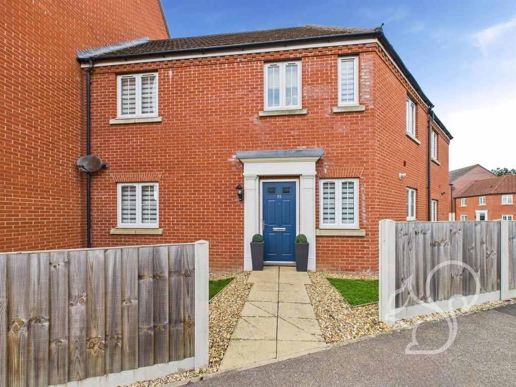 Property photo 1 of 19 Front