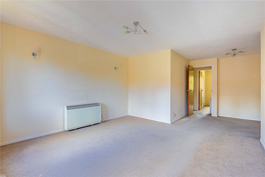 Property photo 3 of 17 Picture No. 07