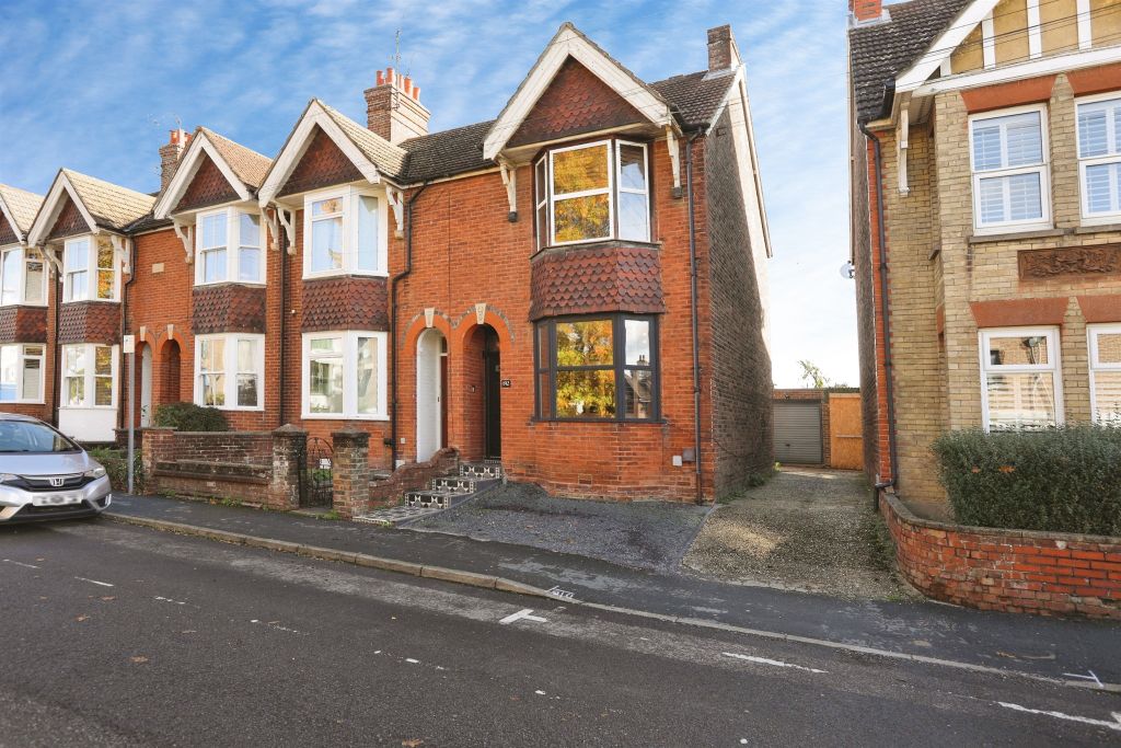 Property photo 1 of 15
