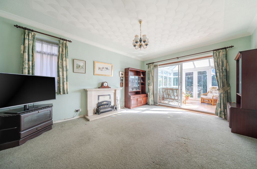 Property photo 2 of 14 1429715-24-69B183...