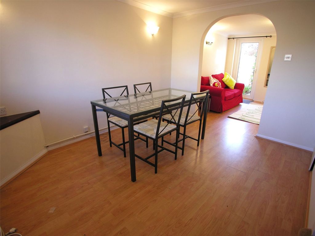 Property photo 2 of 9 Picture No. 04