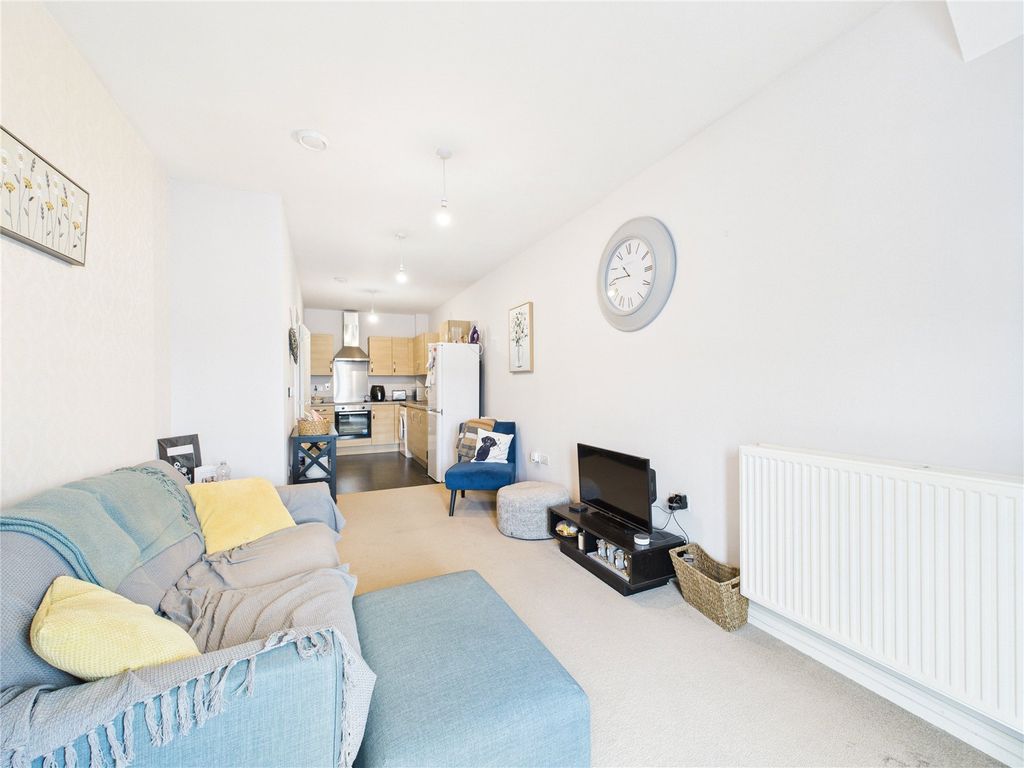 Property photo 3 of 7 Picture No. 04