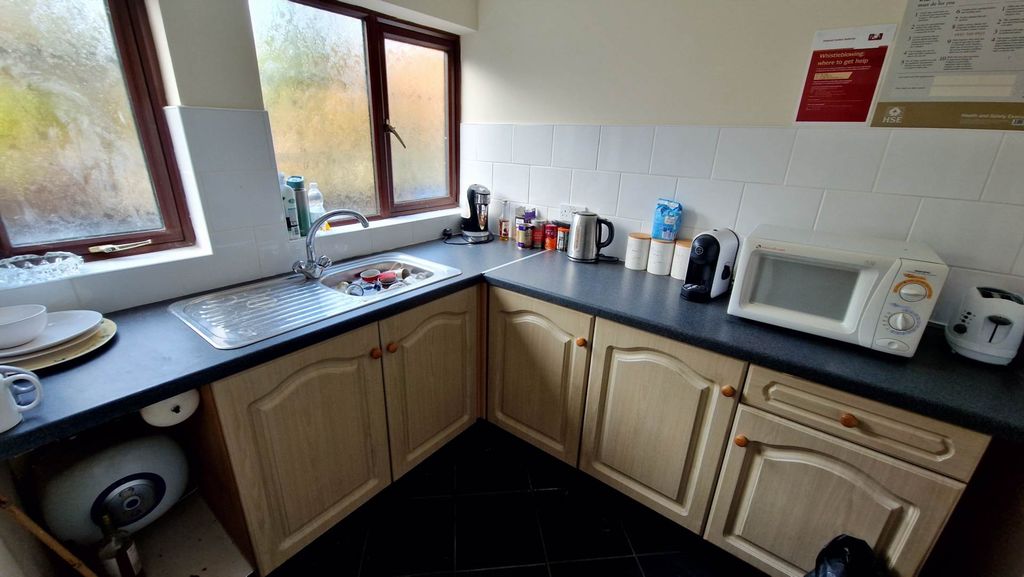 Additional image 10 of 2 bed detached house for saleHigh Street, Delabole PL33