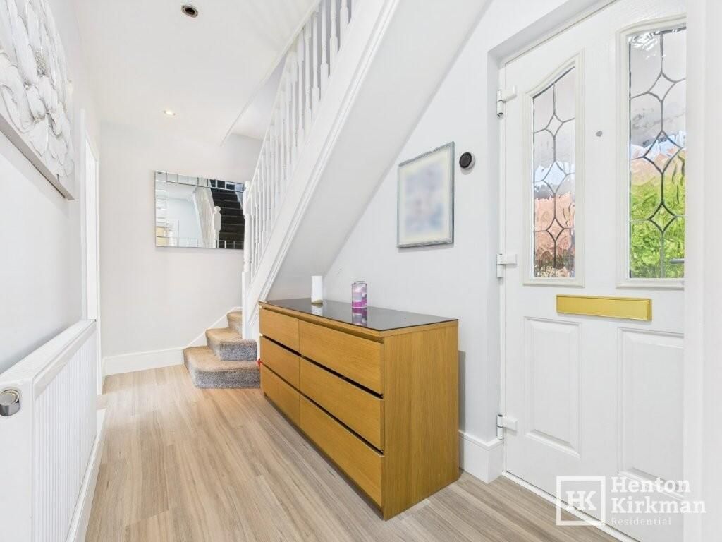 Property photo 3 of 3