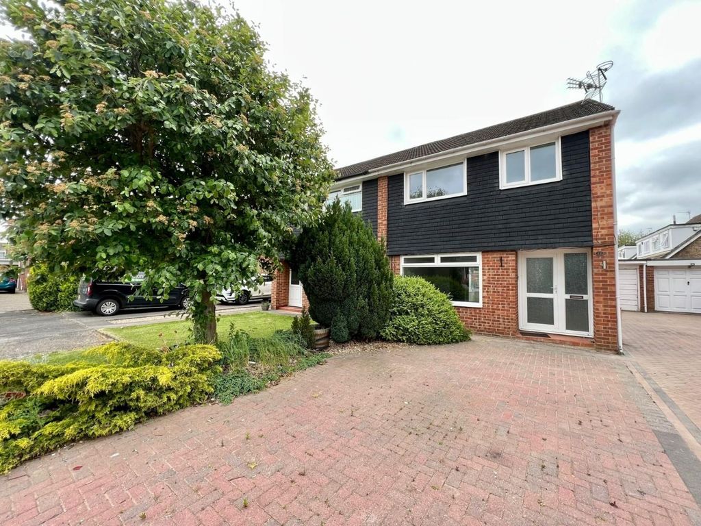 Property photo 1 of 11