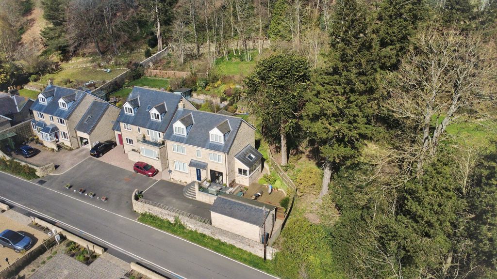 Property photo 2 of 21 Photo 3