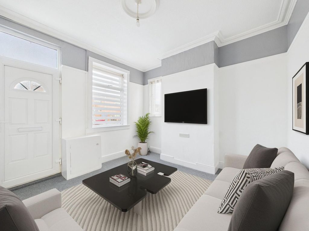 Property photo 2 of 17 Lounge (Virtually Furnished)