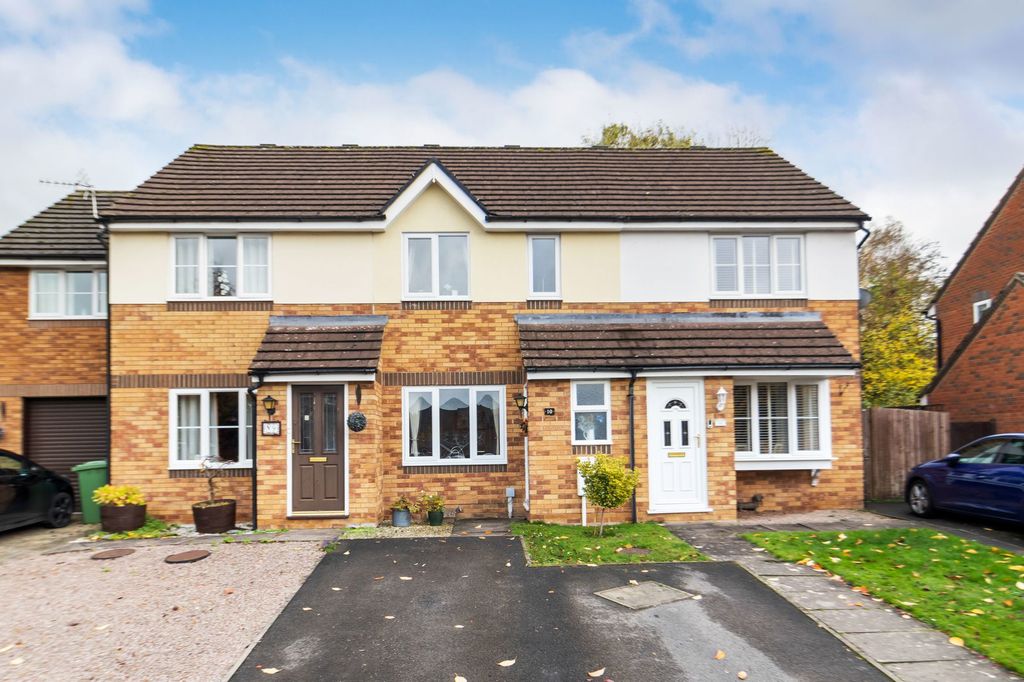 Property photo 1 of 15