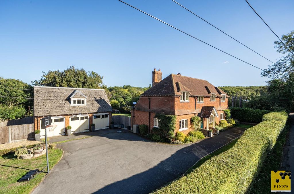 Property photo 1 of 26 0d84c92A-5Be5-4Fb8-8B3A-8Ff8Bbdaee55.Jpg