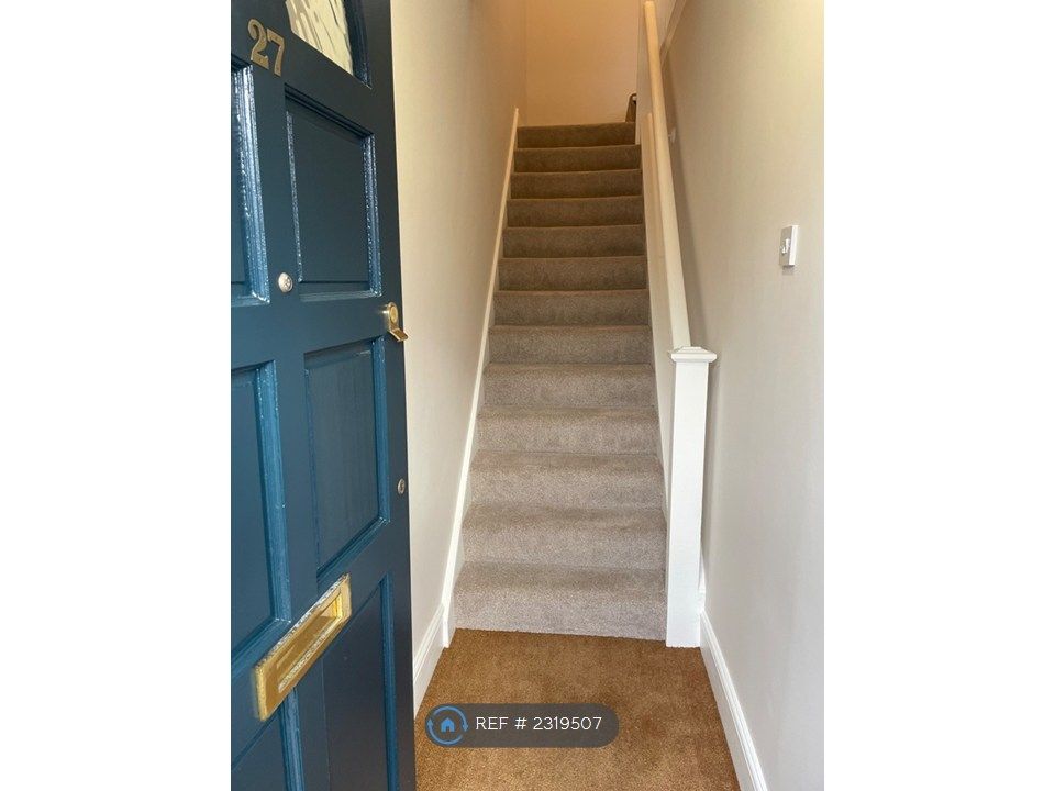 Property photo 3 of 13 Entrance